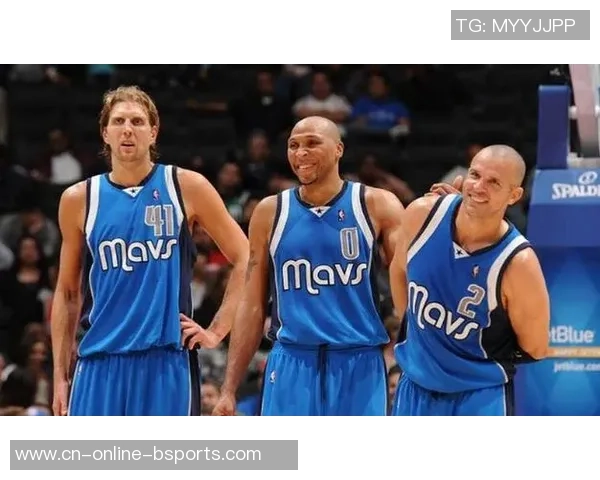 2012年NBA季后赛小牛与雷霆首战回顾精彩瞬间与关键时刻分析